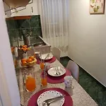 Diana Lovetovo Apartamento