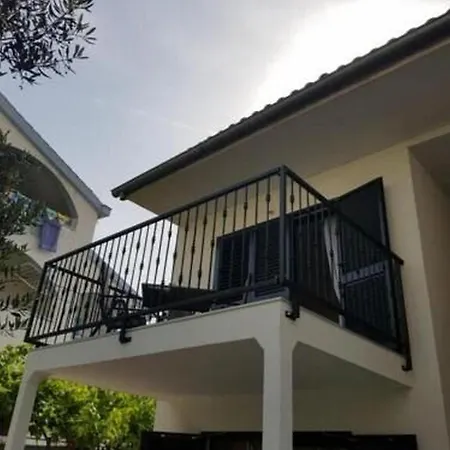 Diana Lovetovo Apartment Vodice