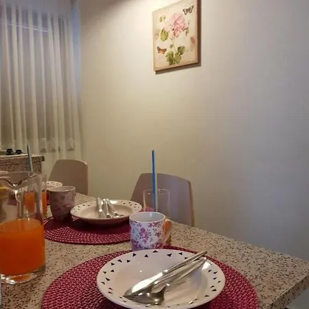 Diana Lovetovo Apartament *