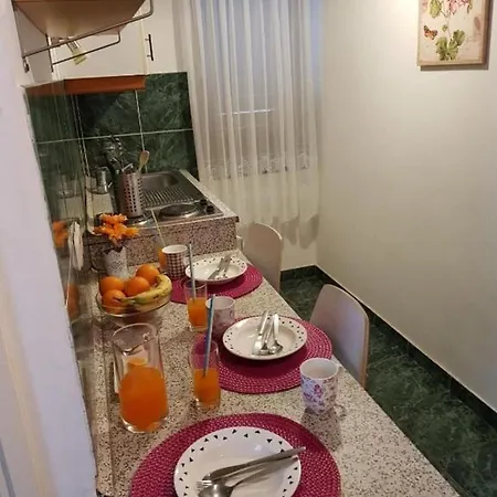 Diana Lovetovo Apartment