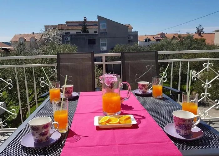 Appartement Diana Lovetovo *