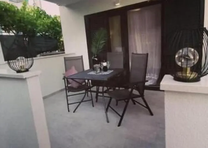 Apartamento Diana Lovetovo