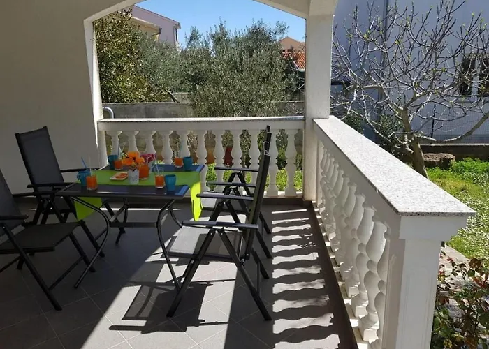 Appartement Diana Lovetovo Vodice